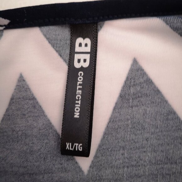 2 / $30.00 - BB Collection Ladies Size XL Navy & White Beach / Cover Up Dress - Picture 3 of 7